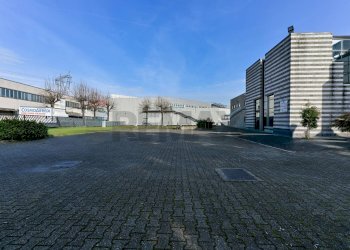 Edificio all\'aperto - Negozio Via Ungaretti
 
7, Cernusco sul Naviglio - foto 4