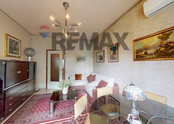 Sala da pranzo - Bilocale Via Don Giovanni Calabria
 
20, Milano - foto 10