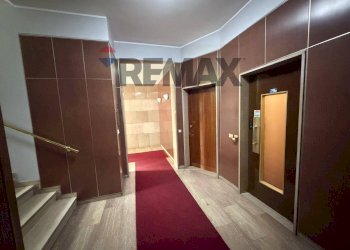 Ricezione / Lobby - Bilocale Via Don Giovanni Calabria
 
20, Milano - foto 40