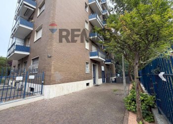 Edificio all\'aperto - Bilocale Via Don Giovanni Calabria
 
20, Milano - foto 42