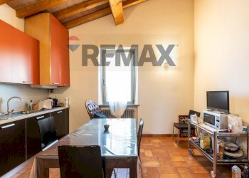 Sala da pranzo - Quadrilocale Frazione San Faustino, Fidenza - foto 2