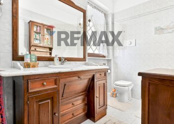 Bagno - Villa via Lombardia
 
52, Olgiate Olona - foto 10