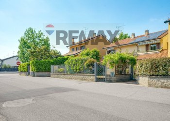 esterno - Villa via Lombardia
 
52, Olgiate Olona - foto 22