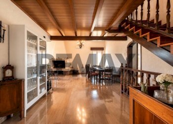 Sala da pranzo - Villa via Lungargine Muson
 
51, Vigodarzere - photo 5