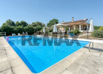 Piscina - Villa via Lungargine Muson
 
51, Cadoneghe - foto 1