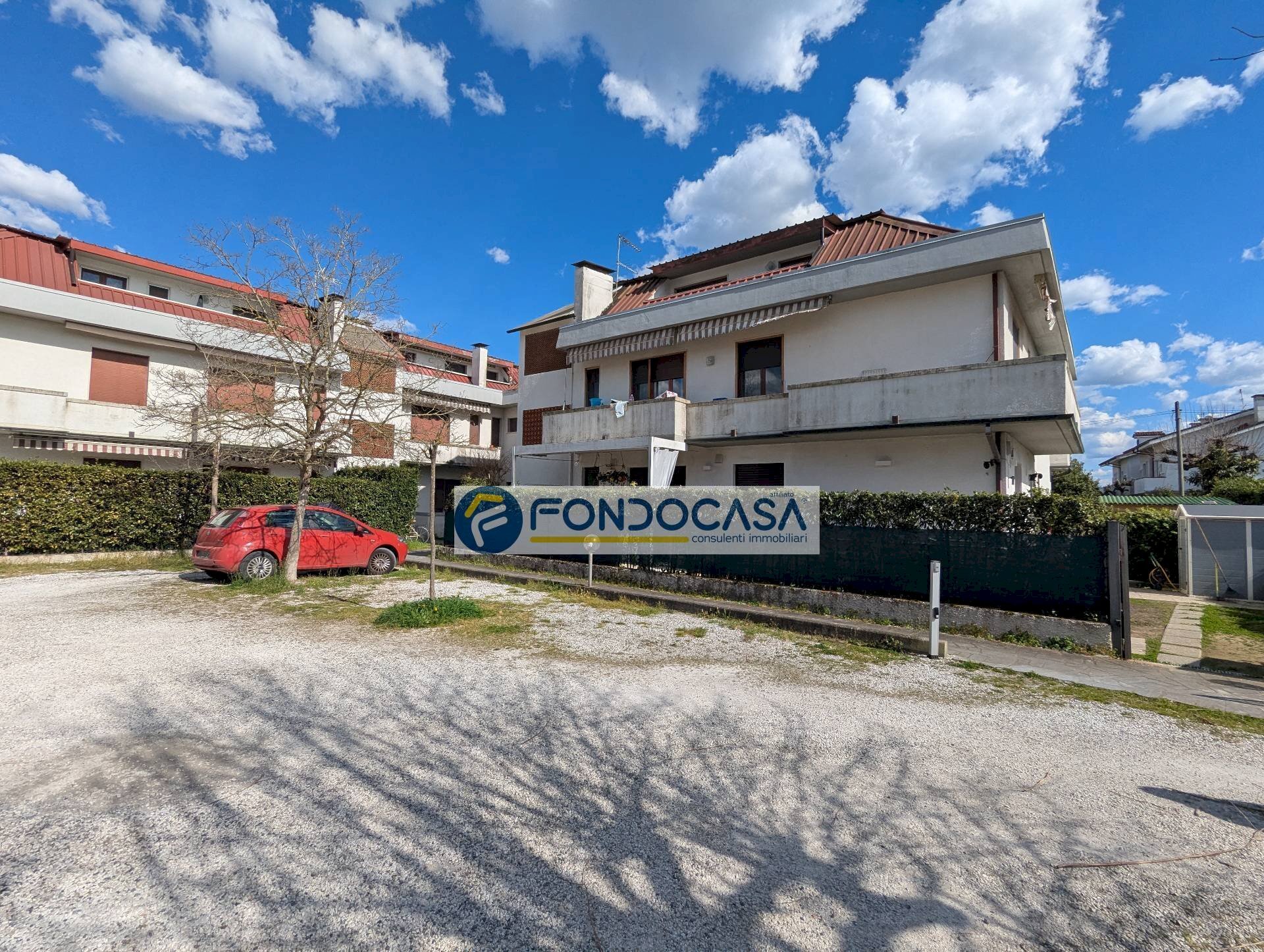 esterno - Trilocale Via dei Cerri
 
15, Massa - foto 1
