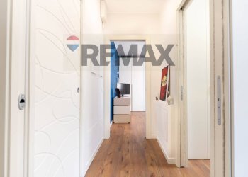 Hall / corridoio - Trilocale via Quontino di Vona
 
33, Cassano d'Adda - foto 19