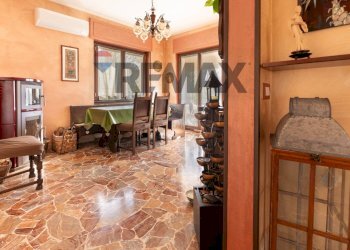 Sala da pranzo - Villa via Cavour
 
5, Caravate - photo 14