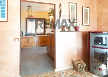 Hall / corridoio - Villa via Cavour
 
5, Caravate - photo 23