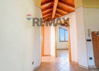 Stanza vuota - Villa via Cavour
 
5, Caravate - photo 28