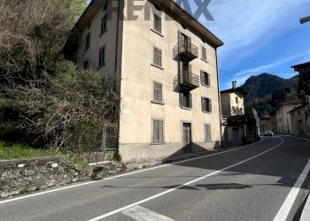 Edificio all\'aperto - Trilocale Via Torquato Tasso
 
1, Olmo al Brembo - foto 5