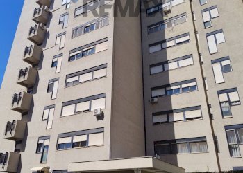 Edificio all\'aperto - Appartamento Via Montecarlo
 
7, Palermo - foto 1