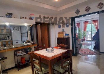 Sala da pranzo - Appartamento Via Montecarlo
 
7, Palermo - foto 15