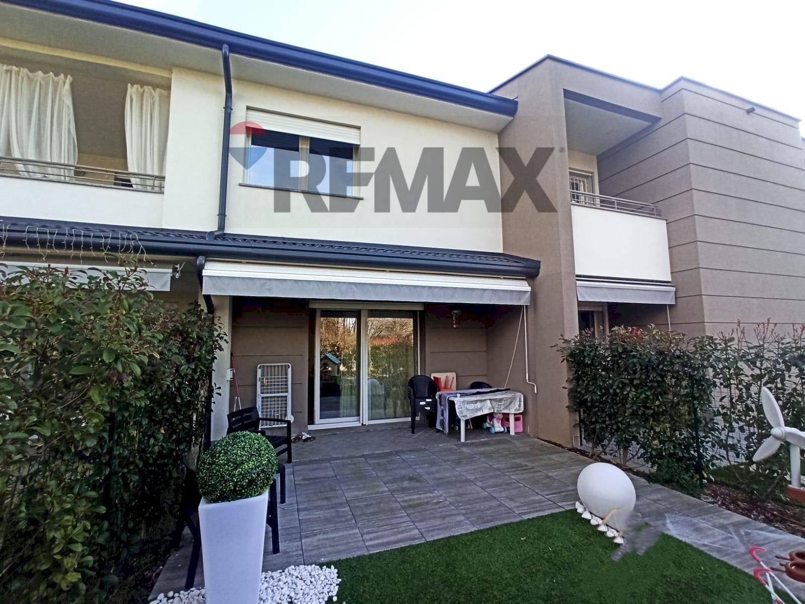 Casa all\'aperto - Bilocale via donizzetti, Cadorago - foto 1