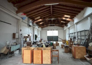 Sala da pranzo - Laboratory Viale resistenza
9, Rolo - photo 1