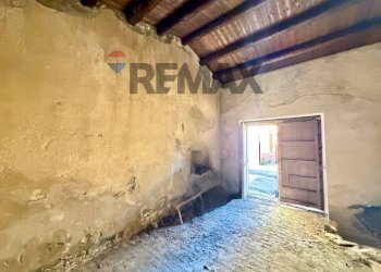 Stanza vuota - Box Via S. Francesco
 
14, Ragusa - photo 6