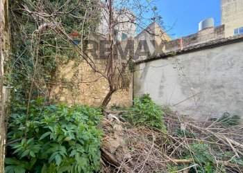 Giardino - Box Via S. Francesco
 
14, Ragusa - photo 13
