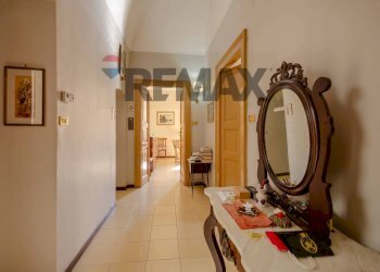Hall / corridoio - Independent house via Crocifisso
 
52, Bitonto - photo 4