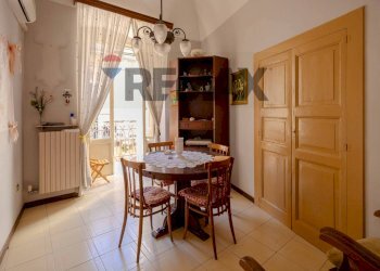 Sala da pranzo - Independent house via Crocifisso
 
52, Bitonto - photo 5