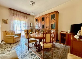 Sala da pranzo - Casa semi indipendente PARADISO
 
7, Ostiano - foto 1