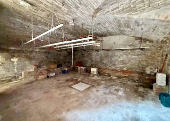 Stanza vuota - Casa semi indipendente PARADISO
 
7, Ostiano - foto 37