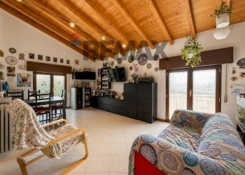 Sala da pranzo - Villa Via Don Luigi Sterzi
 
2, Castelvetro Piacentino - foto 2