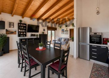Sala da pranzo - Villa Via Don Luigi Sterzi
 
2, Castelvetro Piacentino - foto 6