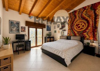 Camera / camera da letto - Villa Via Don Luigi Sterzi
 
2, Castelvetro Piacentino - foto 7