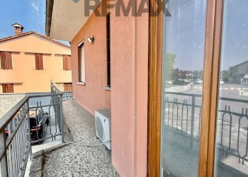 Balcone - Villa Via Don Luigi Sterzi
 
2, Castelvetro Piacentino - foto 24