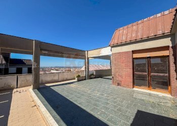 Foto 7 - Attic Via Dau
 
14, Sassari - photo 7