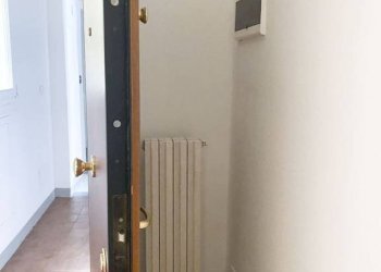 Ingresso - Bilocale via de' Fusari, Bologna (zona Centro Storico) - foto 2