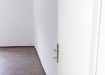 Stanza non arredata - Bilocale via de' Fusari, Bologna (zona Centro Storico) - foto 12
