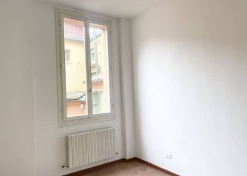Camera da letto - Bilocale via de' Fusari, Bologna (zona Centro Storico) - foto 18