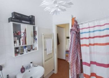 Bagno - One-room apartment via Massimo d'Azeglio, Bologna (neighborhood Costa Saragozza) - photo 23
