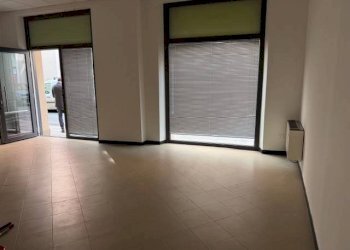 Interno non residenziale - Ufficio via Giuseppe Chenna, 36, Alessandria - foto 2