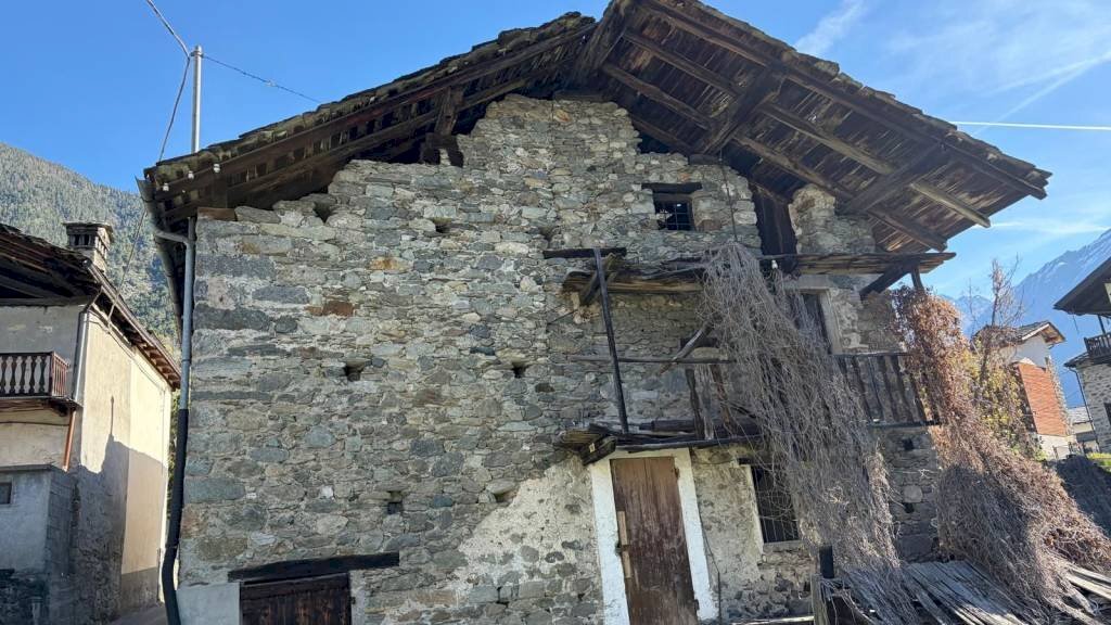 Facciata - Rustico Frazione Chez-Les-Bovet, Valpelline - foto 2