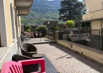 Cortile interno - Three-room apartment via Monsignore Jean Jaconde Stevenin, Aosta - photo 12