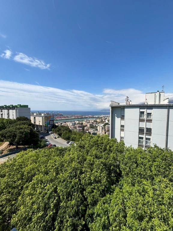 Vista - Quadrilocale via Elio Vittorini, Genova (zona Prà) - foto 2