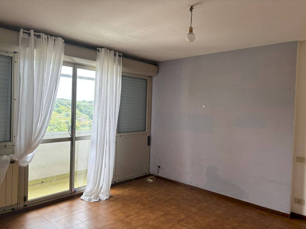 Cucina - Quadrilocale via Elio Vittorini, Genova (zona Prà) - foto 2
