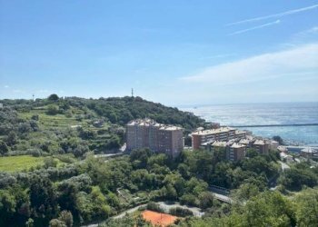 Vista - Quadrilocale via Elio Vittorini, Genova (zona Prà) - foto 1