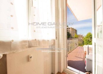 Vista - Trilocale via Pasquale Berghini, 31, Genova (zona Marassi) - foto 9