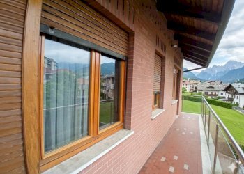 Terrazzo - Three-room apartment via delle Valli, 16, Lanzo Torinese - photo 5