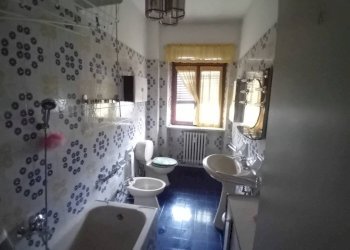 Bagno - Three-room apartment via delle Valli, 16, Lanzo Torinese - photo 18