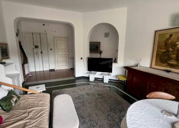 Salone - Appartamento via Capolungo, 13C, Genova (zona Nervi) - foto 17
