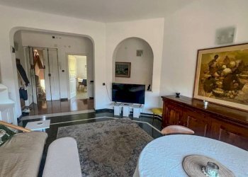 Salone - Appartamento via Capolungo, 13C, Genova (zona Nervi) - foto 5