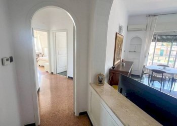 Corridoio - Appartamento via Capolungo, 13C, Genova (zona Nervi) - foto 6