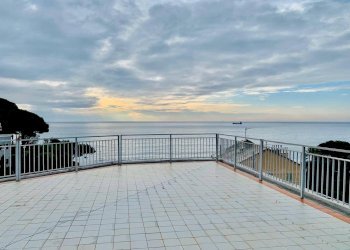 Terrazzo - Appartamento via Capolungo, 13C, Genova (zona Nervi) - foto 26