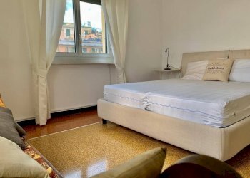 Camera da letto - Appartamento via Capolungo, 13C, Genova (zona Nervi) - foto 33