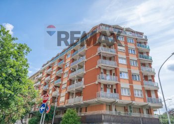 Edificio all\'aperto - Three-room apartment Via delle Cave
4, Roma - photo 1