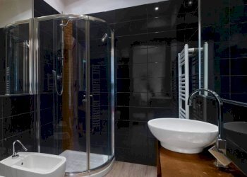 Bagno - Two-room apartment via San Francesco d'Assisi, 22BIS, Torino (neighborhood Centro) - photo 4